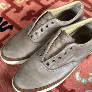 FRYE Greene Deck Shoes Slip On Sneakers 7 Women leather sneaker slip on